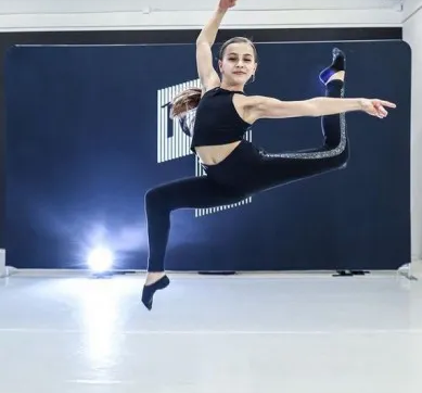 Contemporary Dance (танцы для девочек)