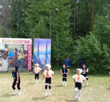 Хореографический ансамбль «Гэсэр» (младшая группа)